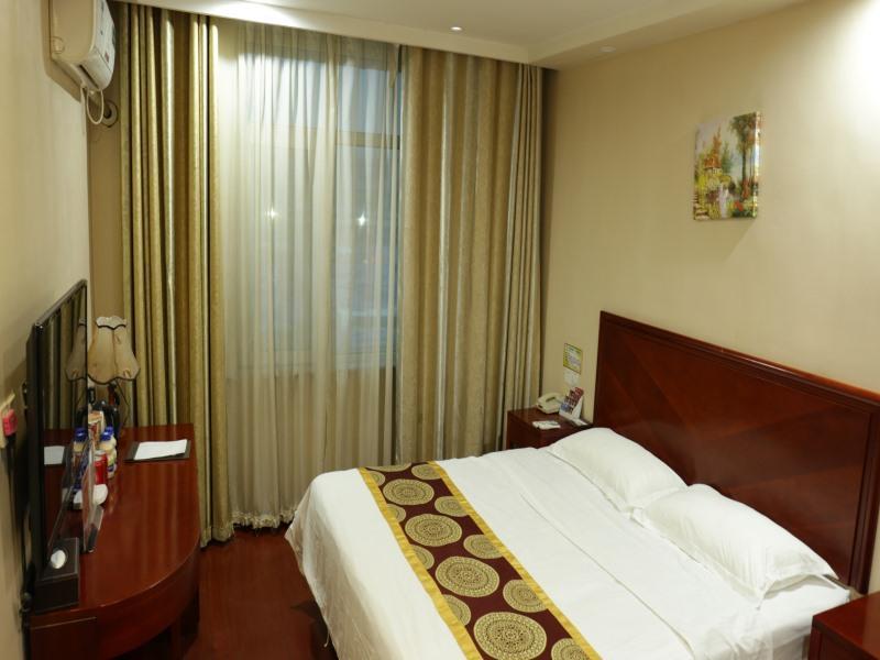 กรีนทรี อินน์ เหอเซอ มู่ตาน โร้ด บัส เทอร์มินัล สเตชั่น เอ็กเพรส โฮเต็ล Heze ภายนอก รูปภาพ